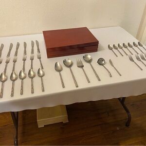Elegant Stainless Cutlery Set with Wooden Box